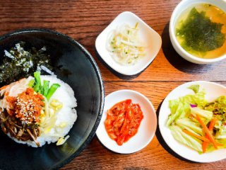 ビビンバはなんとワンコイン！焼肉も950円で楽しめる韓国料理ランチの記事で紹介されました