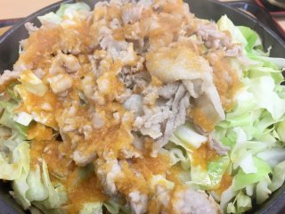 これが東中野の名物B級グルメ！「鉄板麺」は肉も野菜も山盛りの記事で紹介されました