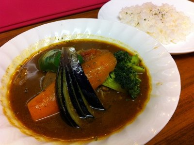 この辛さがクセになる！東京の「スープカレー」おすすめ17選の画像