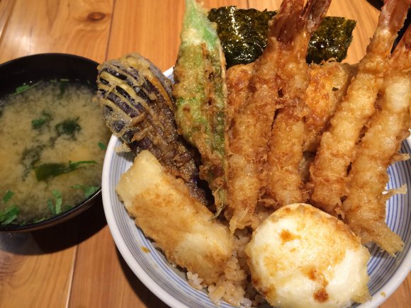 コスパ重視ならココ！新宿で絶品天丼ランチが味わえるお店5選の記事で紹介されました