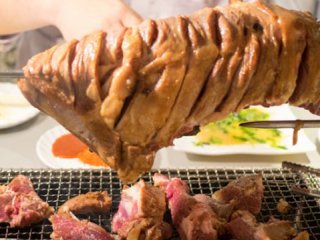 大きな肉の塊にテンションマックス！おいしい羊や兎も楽しめる中国料理店の記事で紹介されました