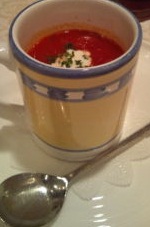 トマト風味のボルシチスープ