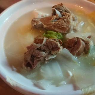 鴨肉と豆腐の特製スープ
